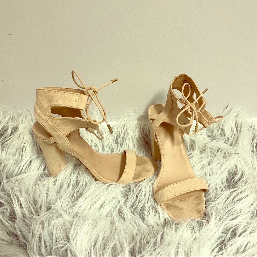Nude Tie Heel
